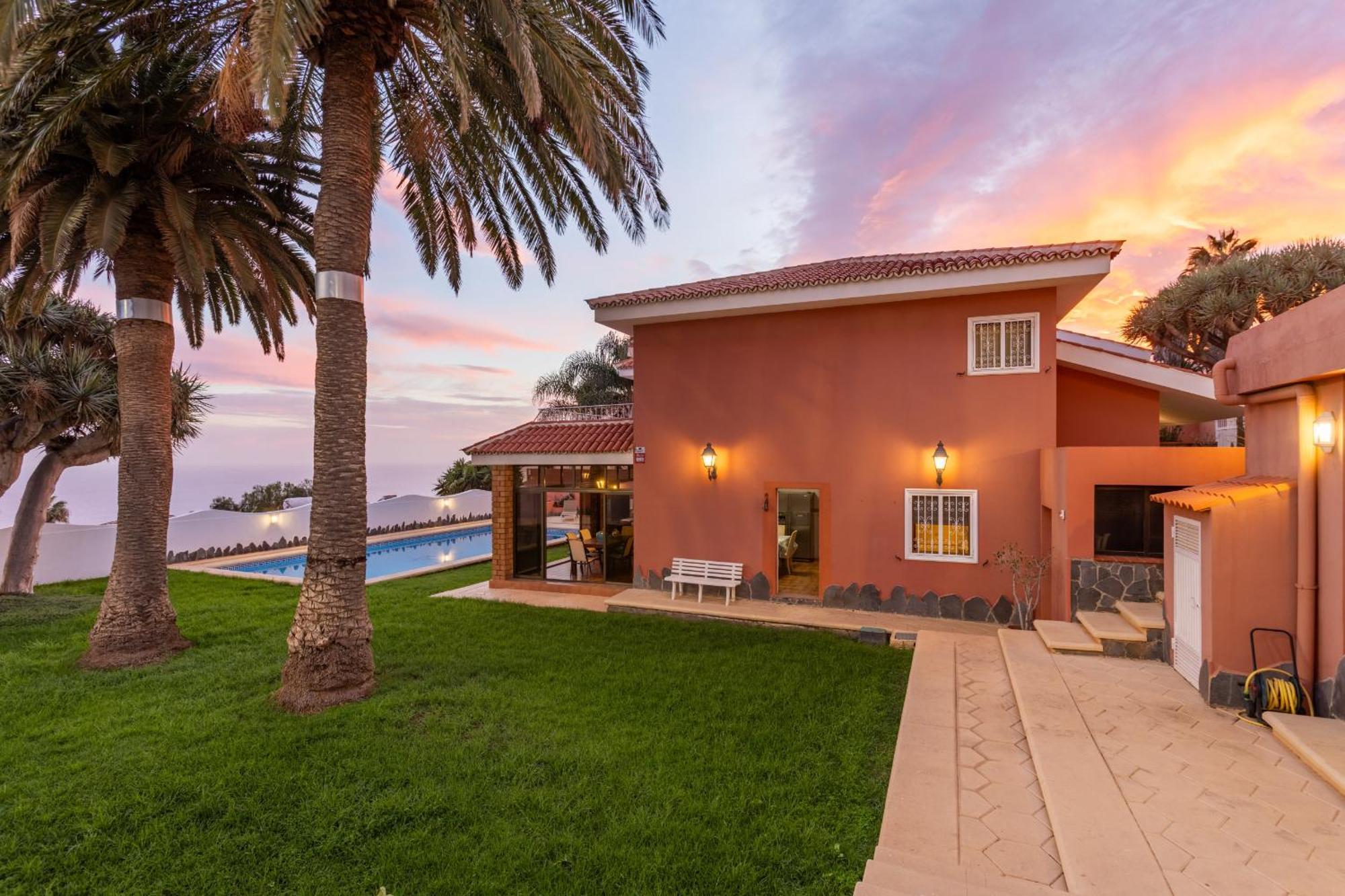 One & Only Sports And Relax Villa Heated Pool By Eden Rentals Tabaiba Exterior photo