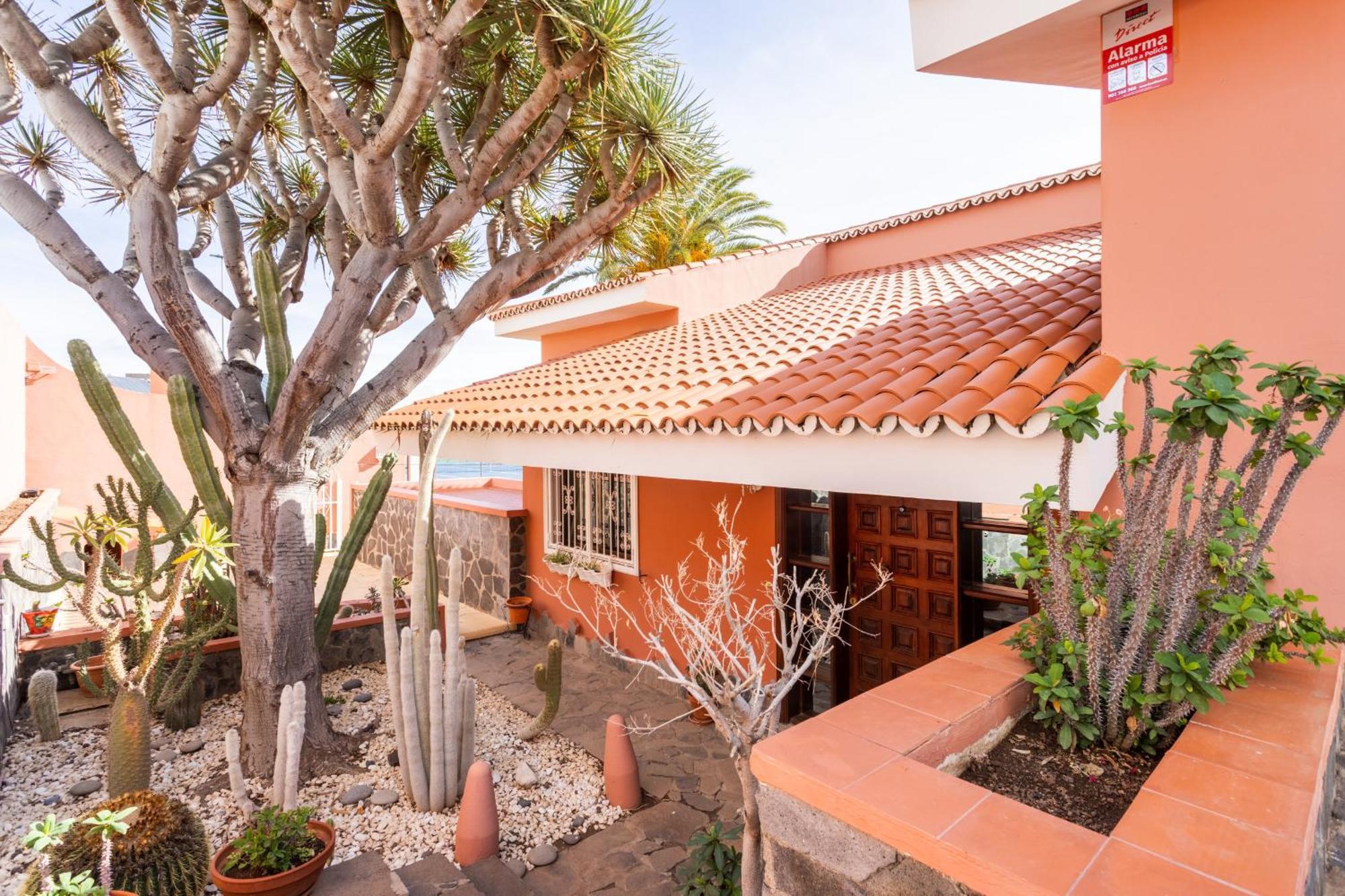 One & Only Sports And Relax Villa Heated Pool By Eden Rentals Tabaiba Exterior photo